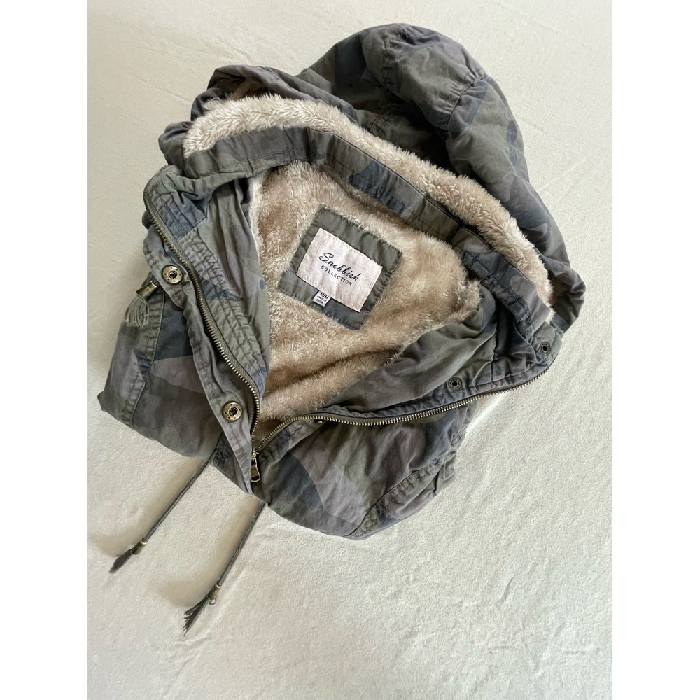 Snobbish Collection Camo Vest Faux Fur Lining Hooded Drawstring Waste SZ M